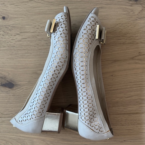 Diana Broussard Cream Flats with Gold Accents - Picture 4 of 6